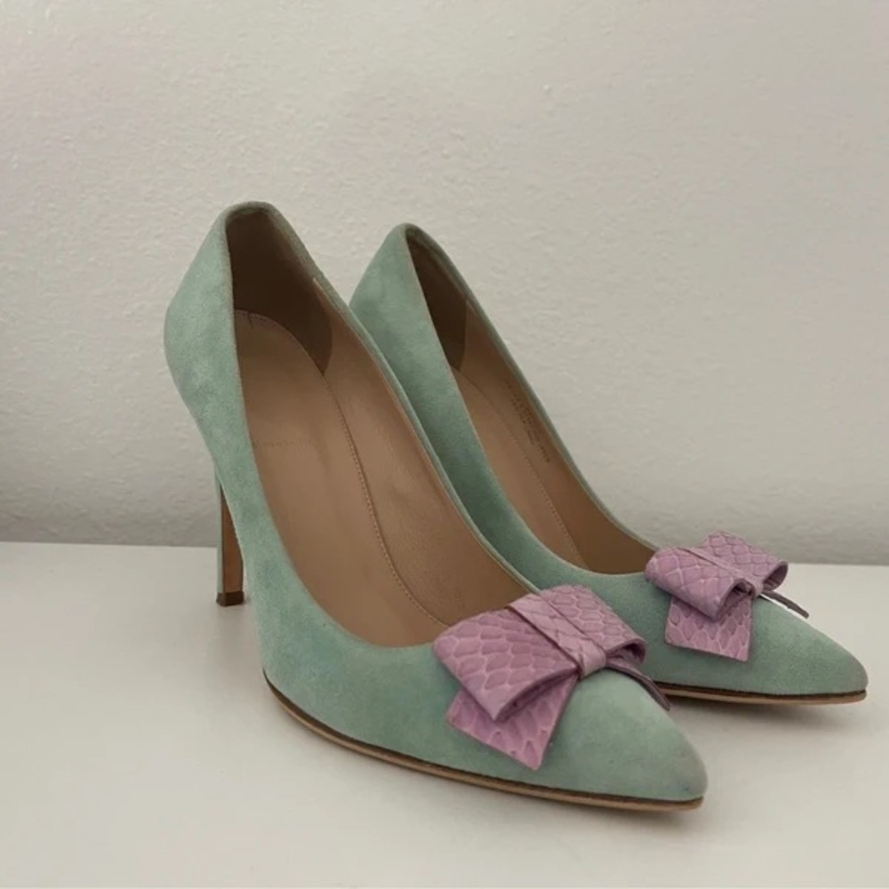Mint Suede Pointed Heels with Pink Bow Accent